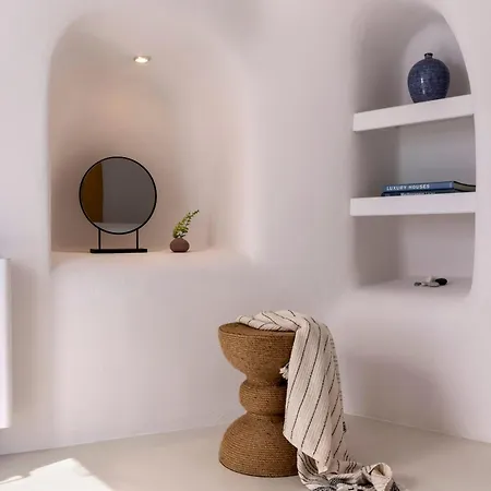 Bluedome Cavehouses By Otium Villa Oia